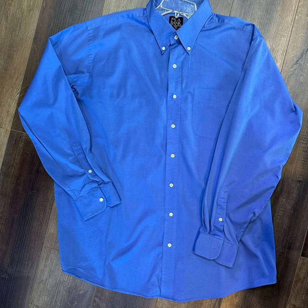 Jos. A. Bank Executive Collection Men’s Button-Down Shirt in Blue